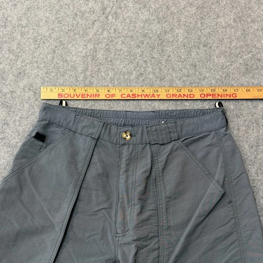 The North Face Vintage Gray Convertible Zip-Off Hiking Pants Men's Size Medium